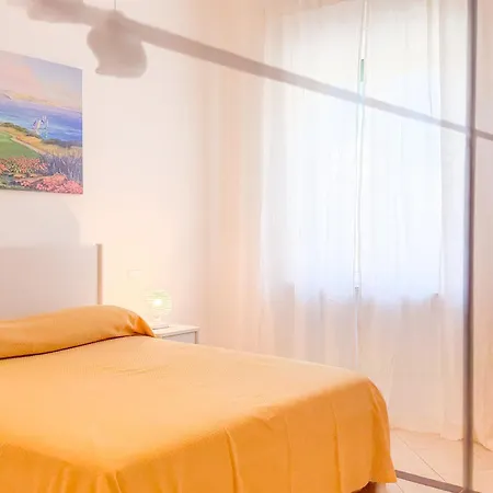 Piazza 49 - Helloelba Casa de Férias *